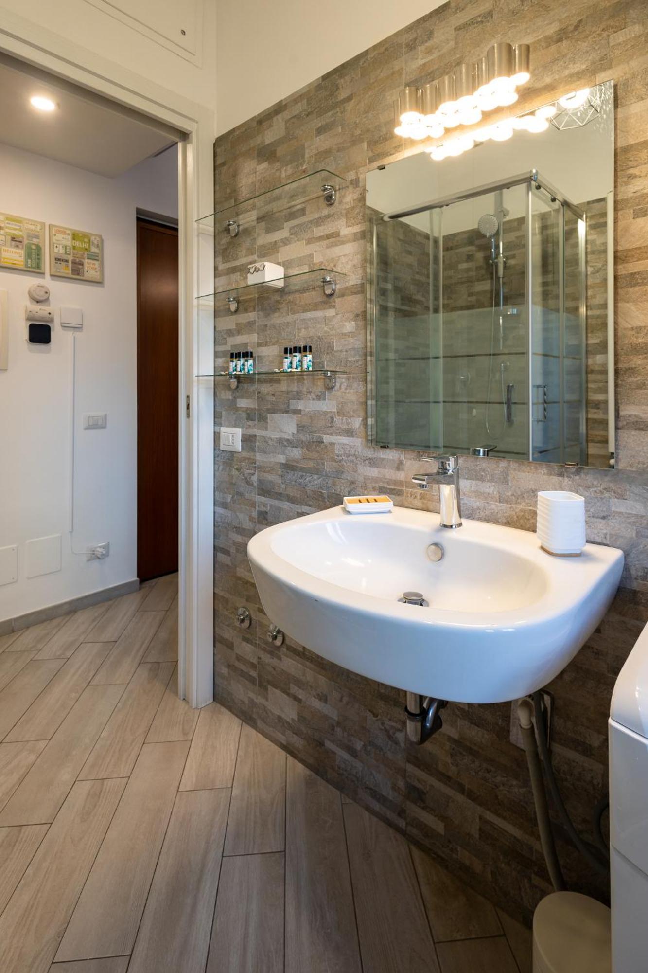 Ottoboni Apartment, 4 Persone, Balcone, Wi-Fi, Stazione Tiburtina โรม ภายนอก รูปภาพ
